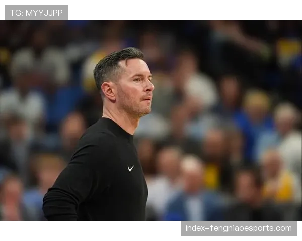 “播客联盟”兴起：追梦格林、JJ·雷迪克等球员自媒体对传统赛事转播访谈节目的冲击